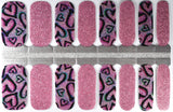 Eingewickelt in Love Nail Wraps