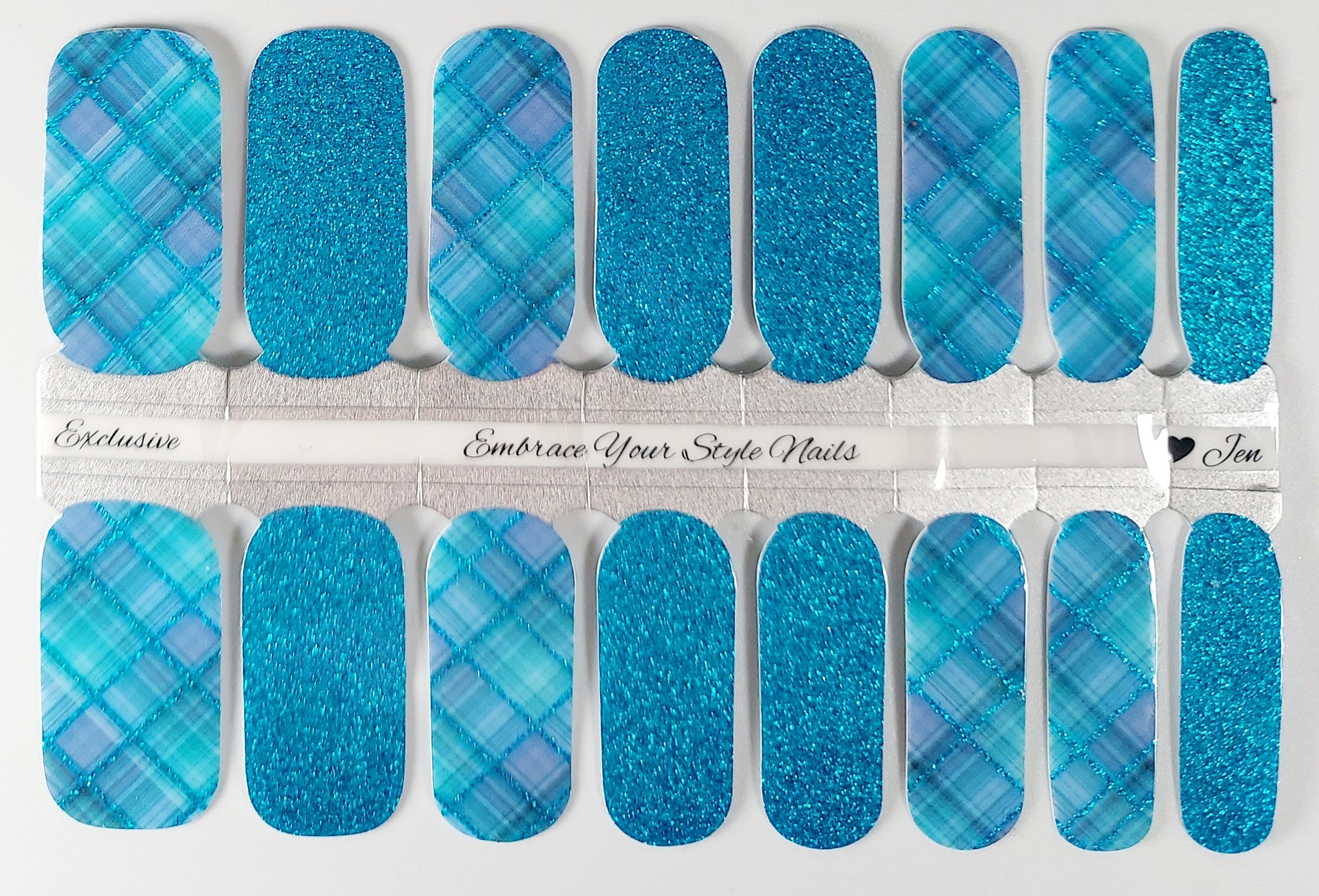 Plaid Nail Wraps: Quick and Stylish Designs for Busy Days - wide 1