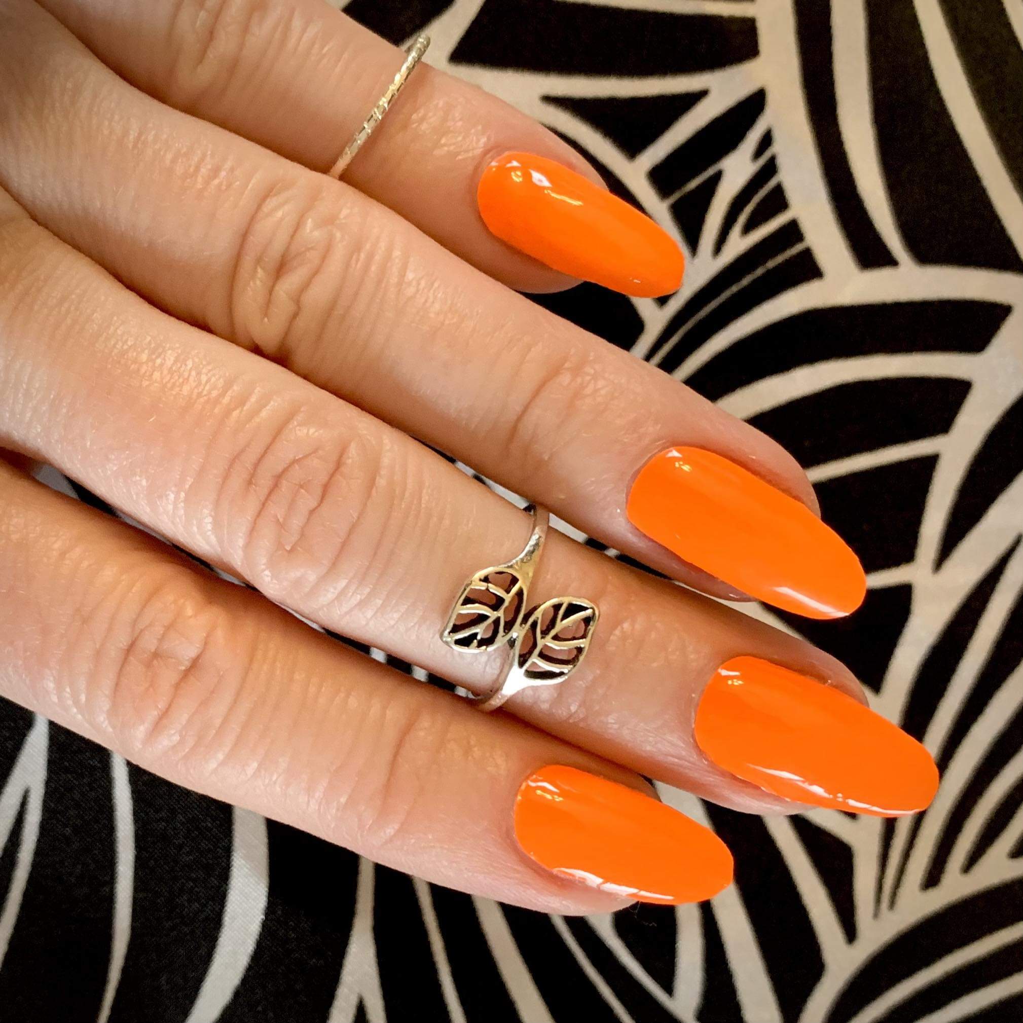 Summer Orange Nail Designs for 2023